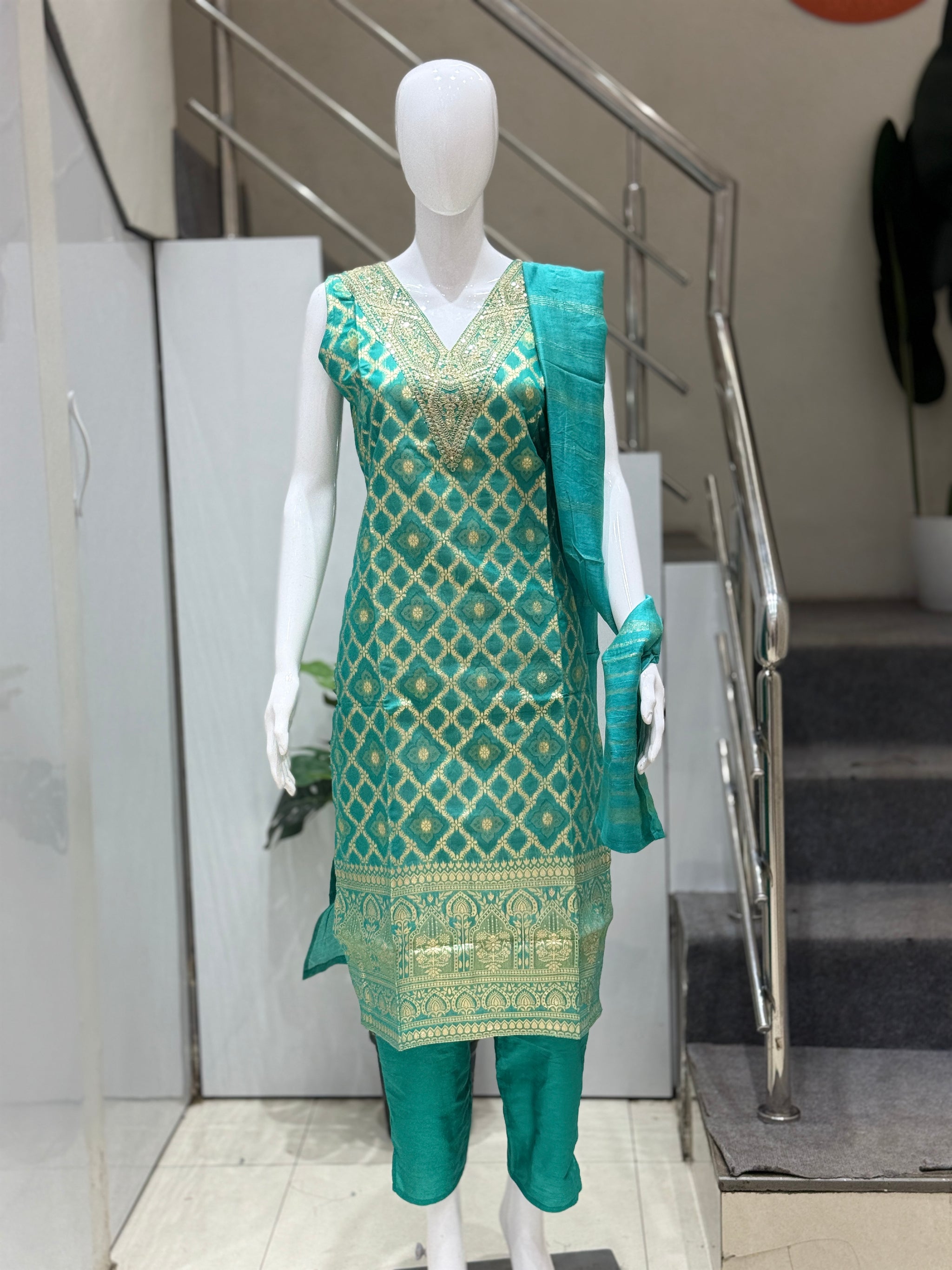 Traditional  Kurta Set