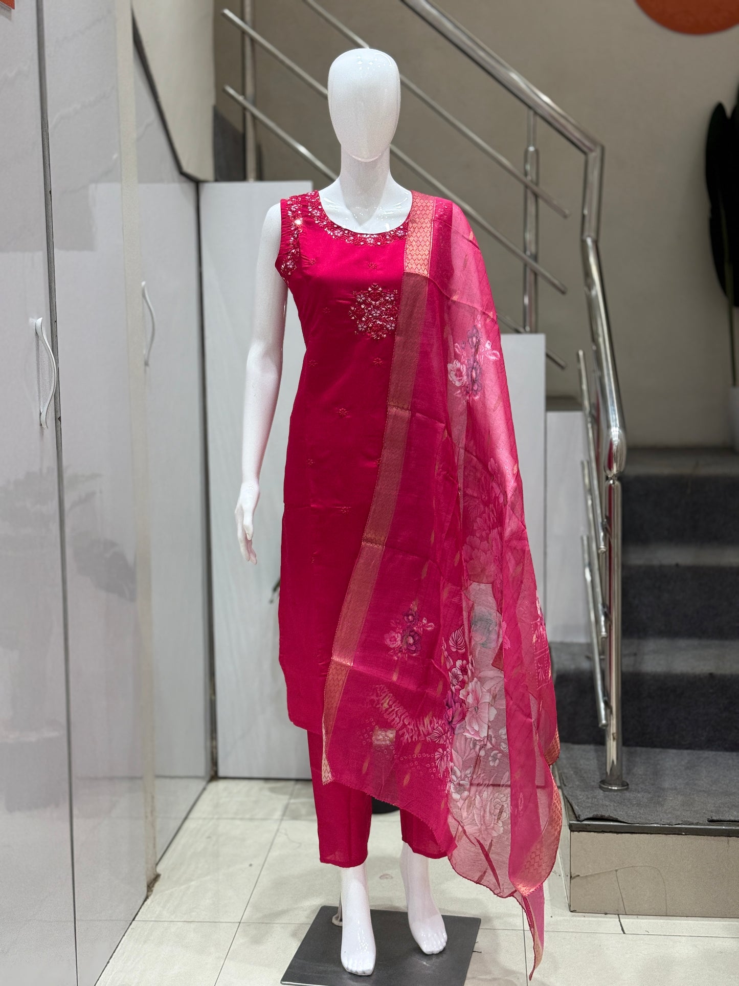 Embroidery Kurta Set
