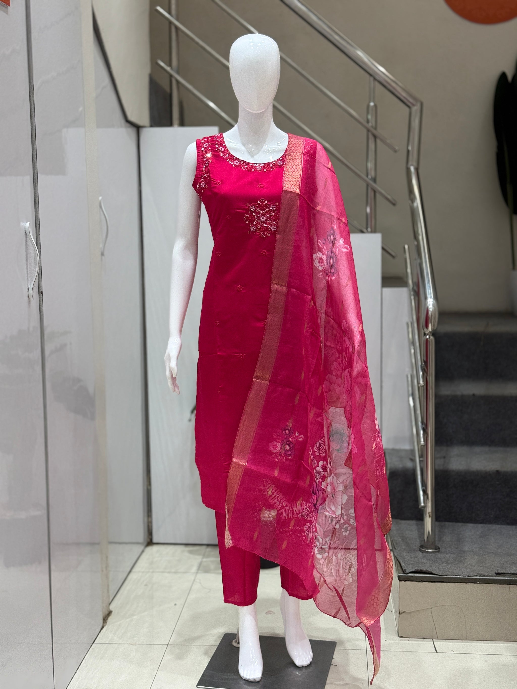 Embroidery Kurta Set